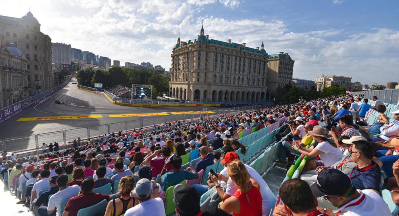 Dondar Hotel Formula 1 View Baku Exterior foto