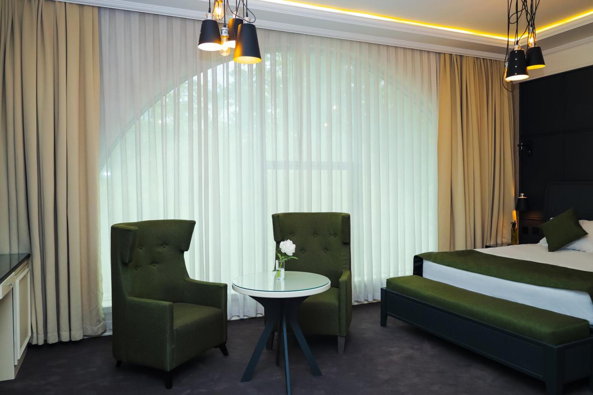 Dondar Hotel Formula 1 View Baku Exterior foto